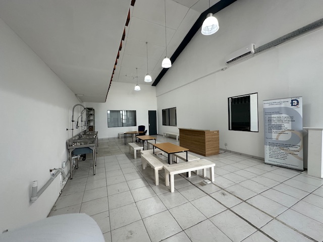 To Let commercial Property for Rent in Ndabeni Western Cape